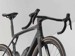 Vélo Route TREK Madone SLR 7 8e Gen. Matte Gloss Carbon Smoke